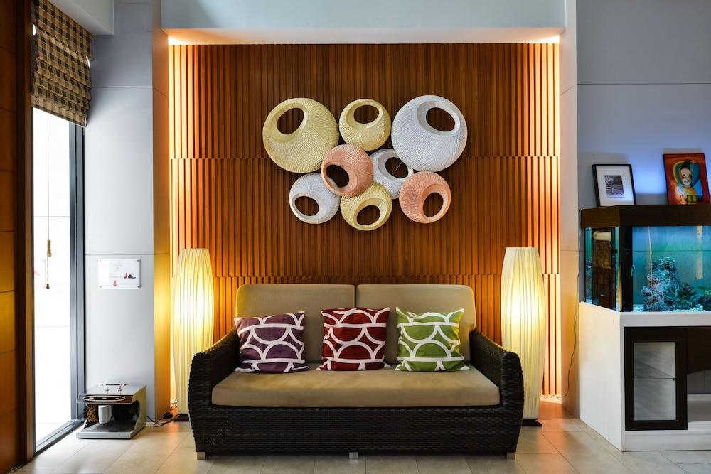 Icheck Inn Gems Center Silom Bangkok Zewnętrze zdjęcie