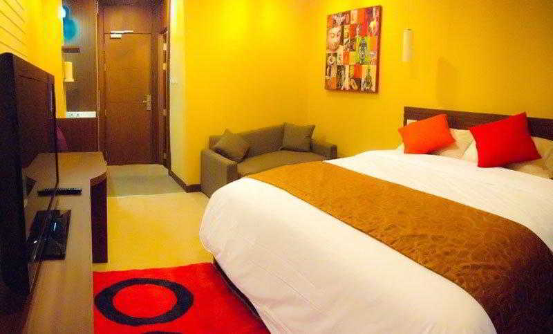 Icheck Inn Gems Center Silom Bangkok Zewnętrze zdjęcie