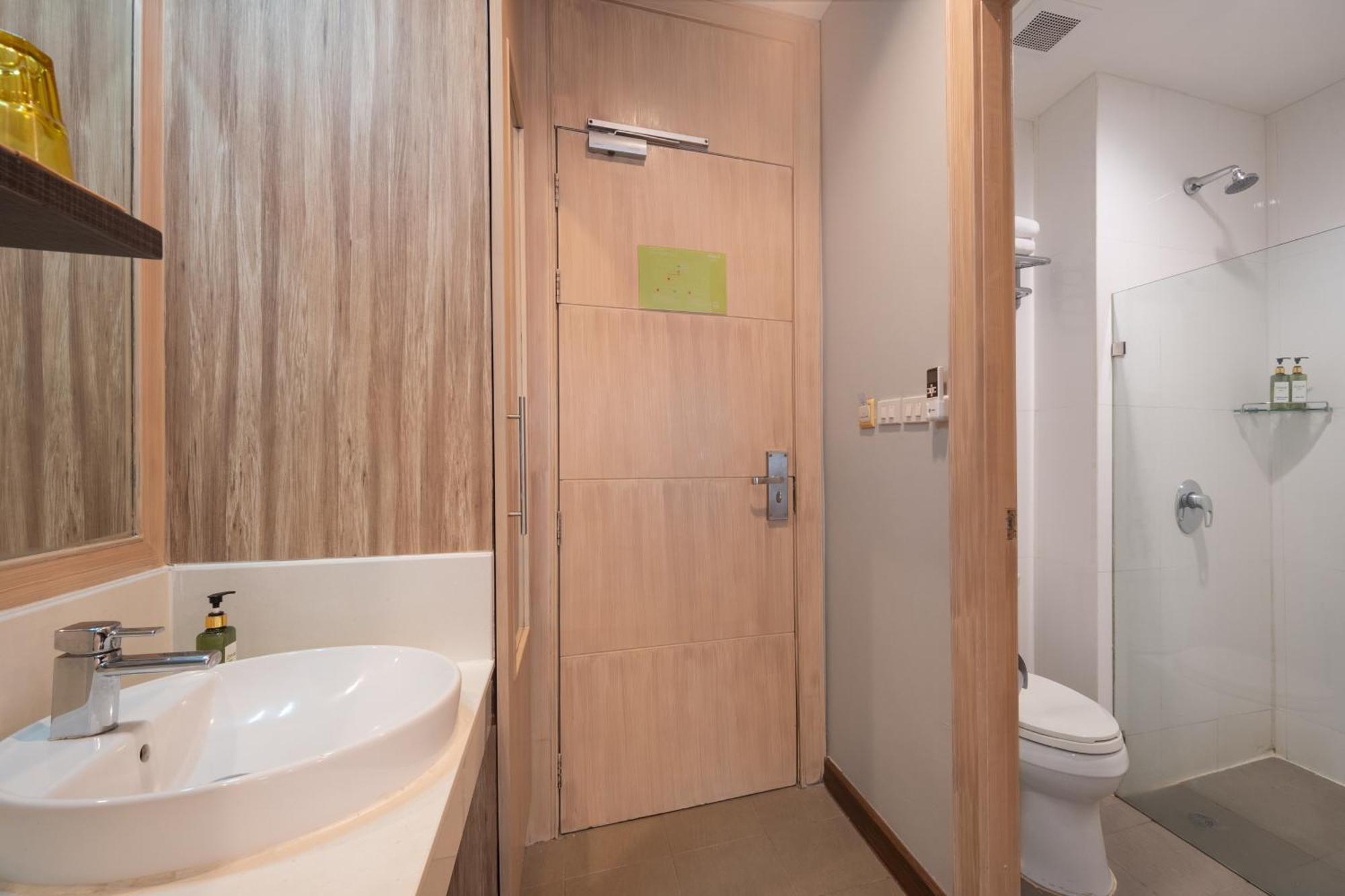 Icheck Inn Gems Center Silom Bangkok Zewnętrze zdjęcie