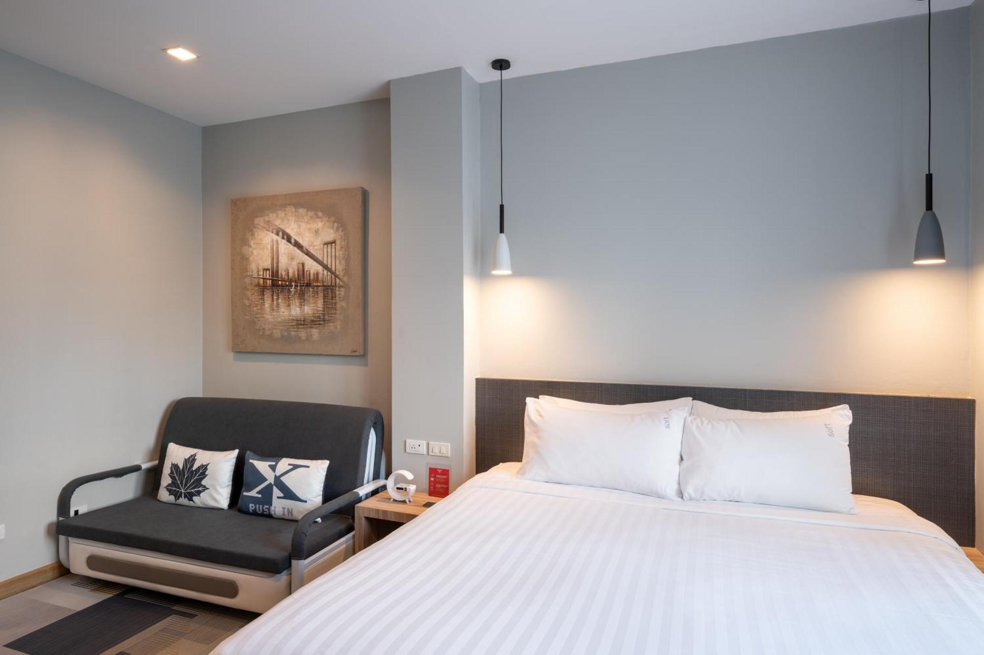Icheck Inn Gems Center Silom Bangkok Zewnętrze zdjęcie
